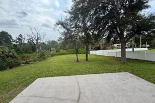881 Hanford Dr, Deltona, FL 32738 - Photo 16