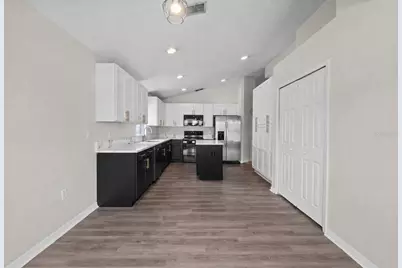 634 Spring Cavern Avenue, Orange City, FL 32763 - Photo 10