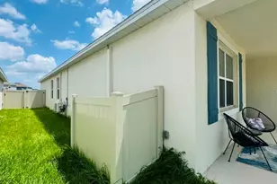 1433 Deepwater Cir, Eagle Lake, FL 33839 - Photo 16