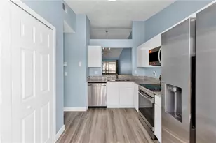 2501 King Oak Cir, Saint Cloud, FL 34769 - Photo 6