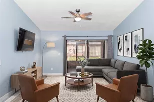 2501 King Oak Cir, Saint Cloud, FL 34769 - Photo 2
