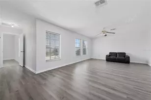 746 Lockbreeze Dr, Davenport, FL 33897 - Photo 14