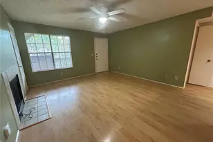 380 Lakepointe Dr, Altamonte Springs, FL 32701 - Photo 4