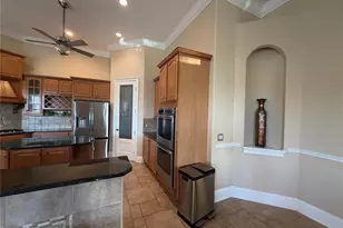 2120 Bunker View Ct, Kissimmee, FL 34746 - Photo 12