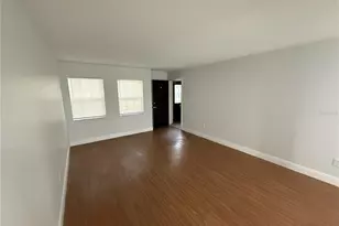 726 Edgewater Dr, Orlando, FL 32804 - Photo 2