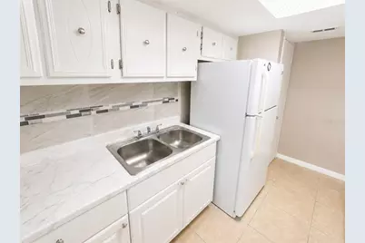2779 L B McLeod Road #B, Orlando, FL 32805 - Photo 6