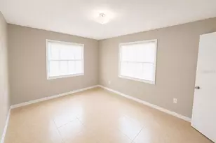 2779 L B McLeod Rd, Orlando, FL 32805 - Photo 10