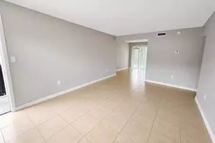 2779 L B McLeod Rd, Orlando, FL 32805 - Photo 2