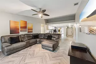 2011 Excalibur Dr, Orlando, FL 32822 - Photo 8