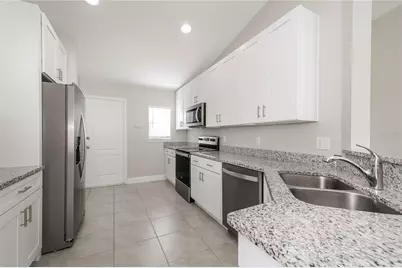 419 Britten Drive, Kissimmee, FL 34758 - Photo 6
