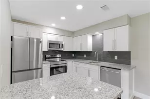 1022 Norwood Dr, Deltona, FL 32725 - Photo 8