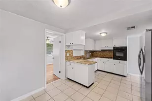 7520 Camelot Rd, Port Richey, FL 34668 - Photo 6