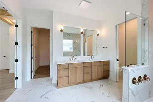 1205 Falcon Dr, Orlando, FL 32803 - Photo 48