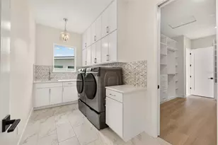 1205 Falcon Dr, Orlando, FL 32803 - Photo 38