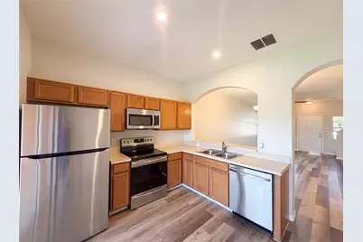 4082 Winding Vine Drive, Lakeland, FL 33812 - Photo 12