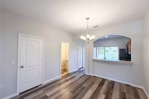 4082 Winding Vine Dr, Lakeland, FL 33812 - Photo 10