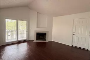 232 Afton Square, Altamonte Springs, FL 32714 - Photo 6