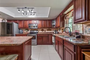 5845 Lake Lizzie Dr, Saint Cloud, FL 34771 - Photo 6