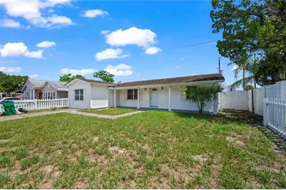 405 N Hawthorn Circle, Winter Springs, FL 32708 - Photo 2