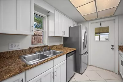 405 N Hawthorn Circle, Winter Springs, FL 32708 - Photo 10