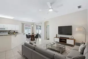 223 Easton Cir, Oviedo, FL 32765 - Photo 10