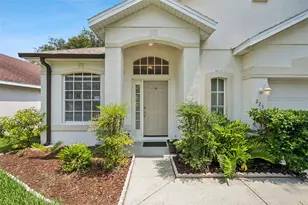 223 Easton Cir, Oviedo, FL 32765 - Photo 2