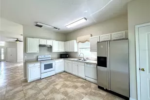 450 Casting Ct, Orlando, FL 32825 - Photo 10