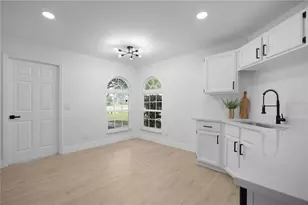 10303 Winding Creek Ln, Orlando, FL 32825 - Photo 16