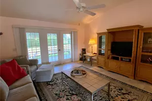 2530 Saffron Ln, The Villages, FL 32162 - Photo 4