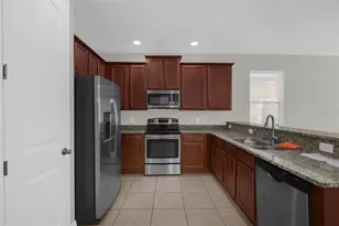 13845 Bridgewater Crossings Blvd, Windermere, FL 34786 - Photo 4