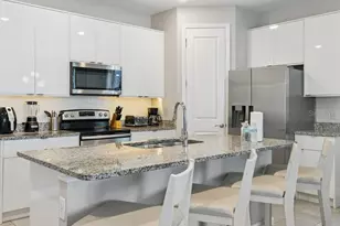 7989 Formosa Vly Pl, Kissimmee, FL 34747 - Photo 14
