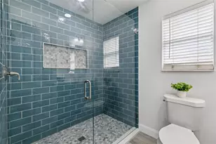 7503 Pacific Heights Cir, Orlando, FL 32835 - Photo 16