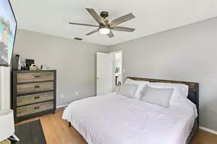7503 Pacific Heights Cir, Orlando, FL 32835 - Photo 14