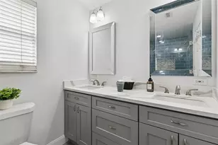 7503 Pacific Heights Cir, Orlando, FL 32835 - Photo 18