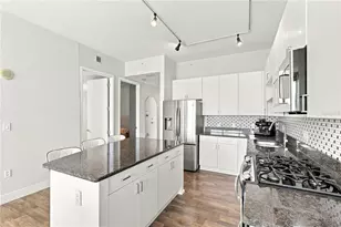 150 E Robinson St, Orlando, FL 32801 - Photo 8