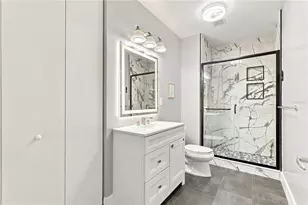 150 E Robinson St, Orlando, FL 32801 - Photo 22