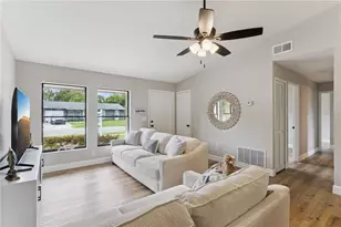 3741 Shady Grove Cir, Orlando, FL 32810 - Photo 4