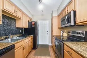 225 E New Hampshire St, Orlando, FL 32804 - Photo 4