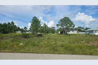 1400 Venice Avenue N, Lehigh Acres, FL 33971 - Photo 6