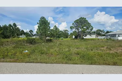 1400 Venice Avenue N, Lehigh Acres, FL 33971 - Photo 4