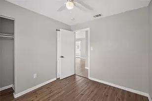6115 Freemont St, North Port, FL 34287 - Photo 16