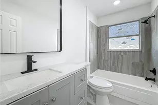 1755 Shore Acres Blvd NE, Saint Petersburg, FL 33703 - Photo 18