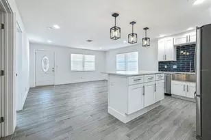 1755 Shore Acres Blvd NE, Saint Petersburg, FL 33703 - Photo 12