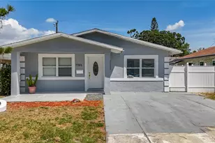 1755 Shore Acres Blvd NE, Saint Petersburg, FL 33703 - Photo 4