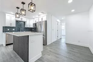 1755 Shore Acres Blvd NE, Saint Petersburg, FL 33703 - Photo 10