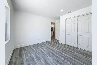 1755 Shore Acres Boulevard NE, Saint Petersburg, FL 33703 - Photo 22