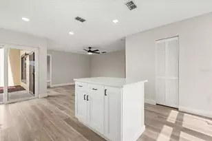 443 Hunter Cir, Kissimmee, FL 34758 - Photo 10