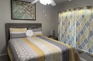 1126 Sandy Ridge Dr, Davenport, FL 33896 - Photo 2