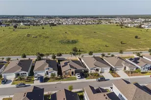 2326 Burney Fls Ln, Davenport, FL 33837 - Photo 38