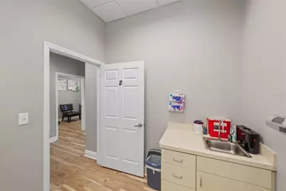 5381 Primrose Lake Circle, Tampa, FL 33647 - Photo 32